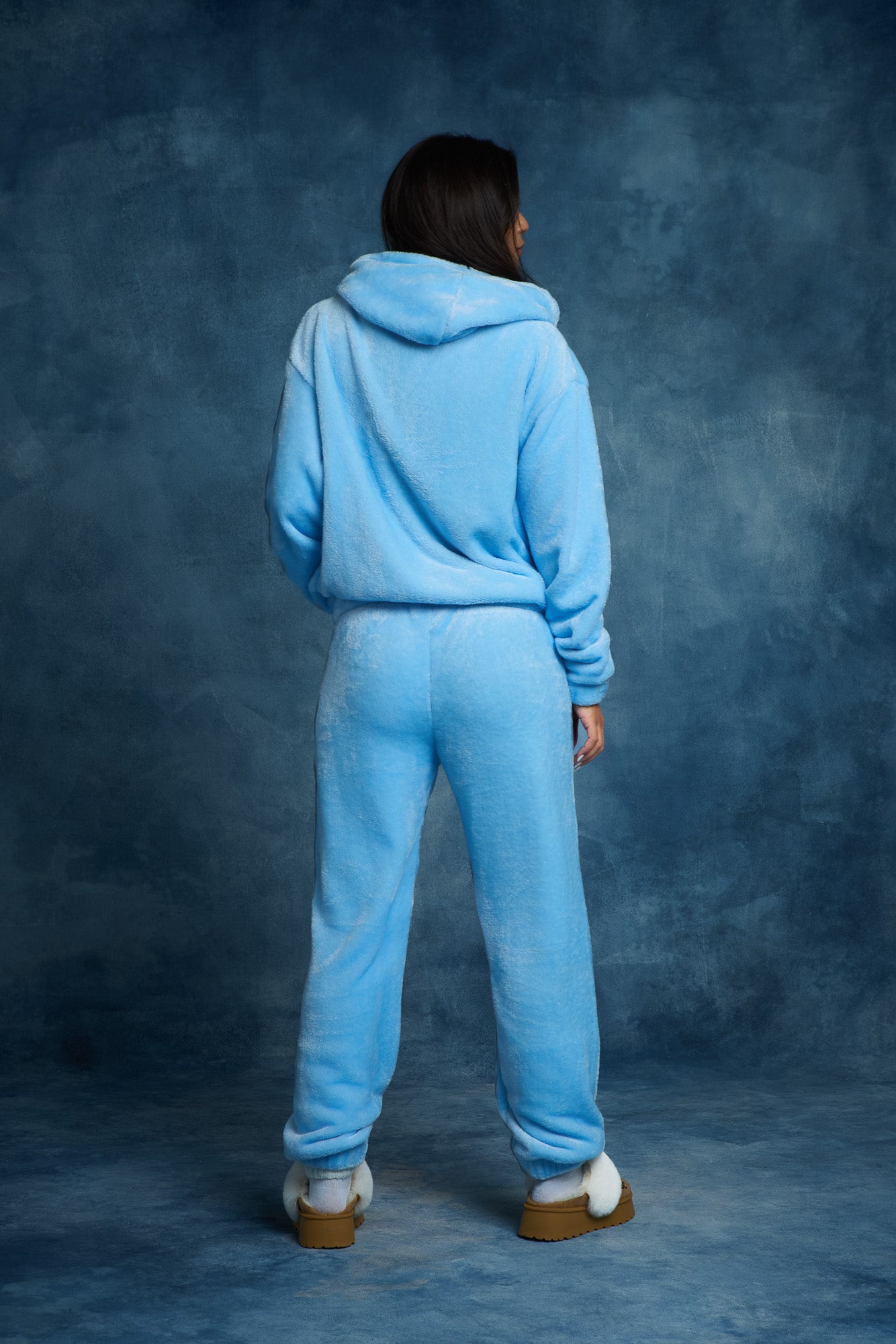 Ambiance cocooning avec le pantalon de détente femme en Coraline bleu ciel.