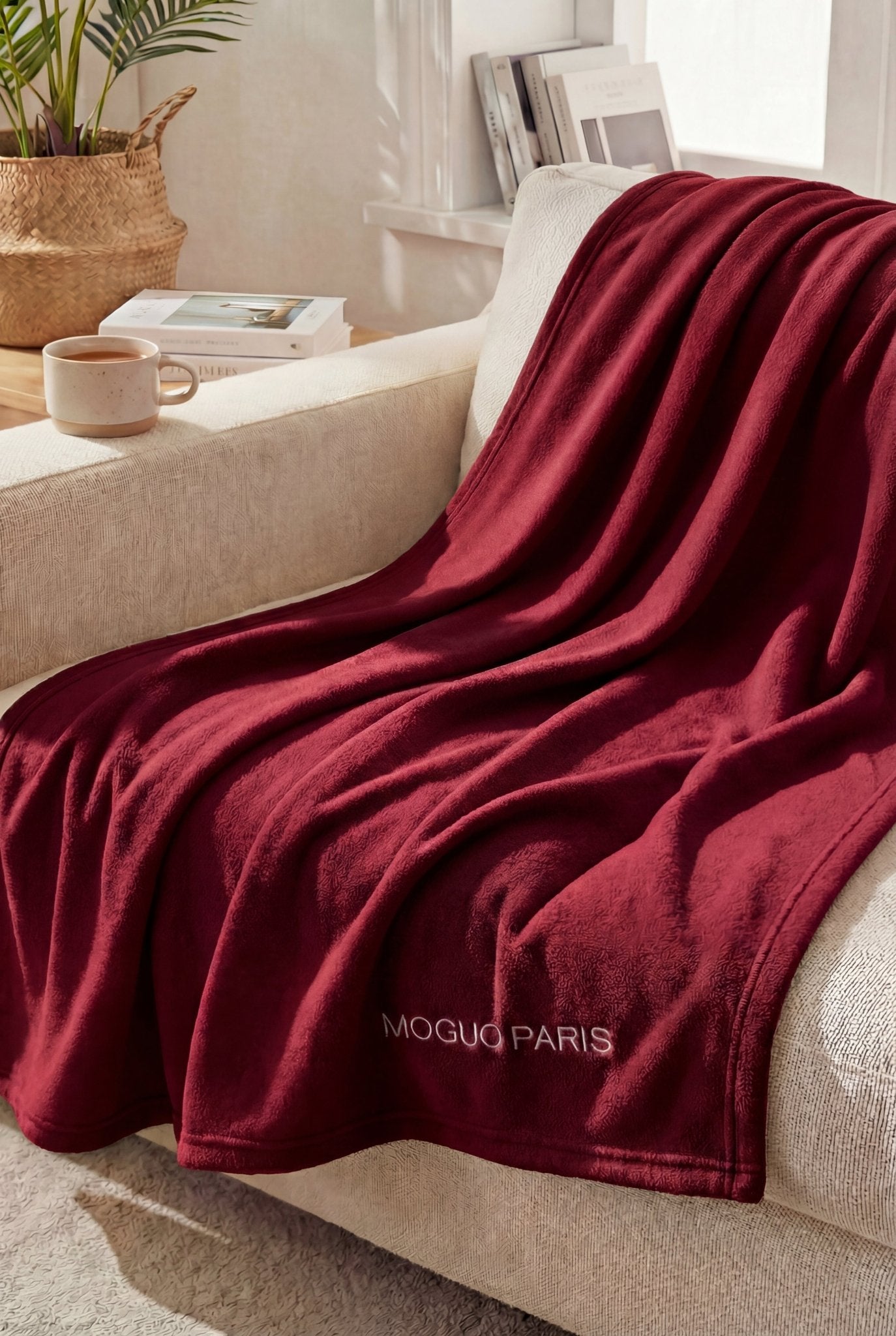 Plaid Pilou Pilou - ultra moelleux XL - rouge - MOGUO PARIS